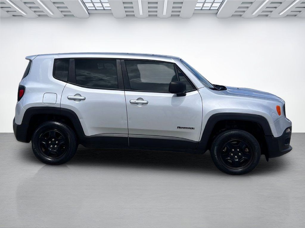 Used 2018 Jeep Renegade Sport w/ Power & Air Group AWD/4WD image 2