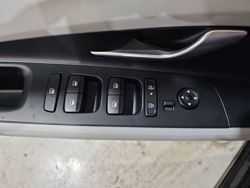 New 2026 Hyundai Elantra Limited image 26