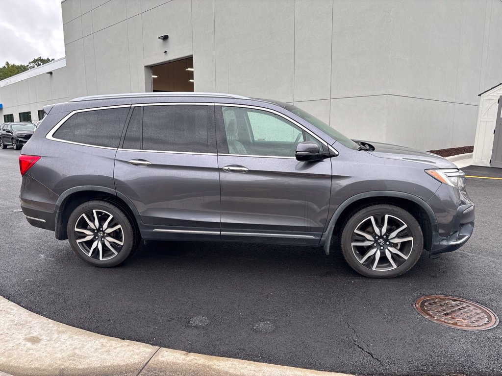 Used 2021 Honda Pilot Touring image 4