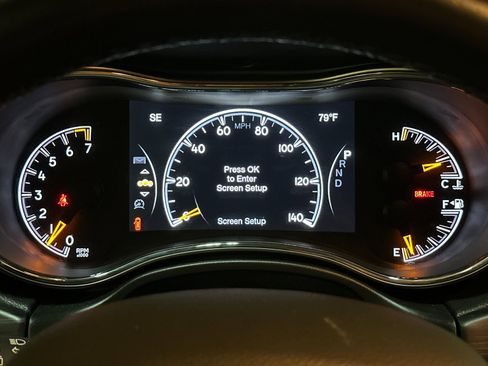 Certified 2021 Jeep Grand Cherokee Freedom Edition image 23