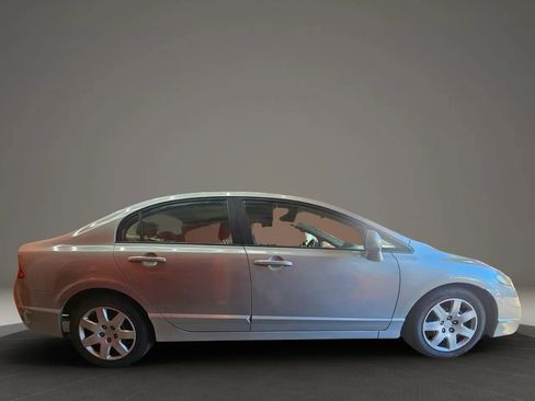 Used 2010 Honda Civic LX image 6