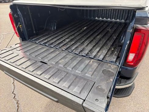 Used 2023 GMC Sierra 1500 SLT w/ SLT Premium Package image 26