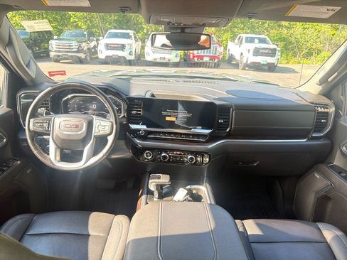 Certified 2023 GMC Sierra 1500 SLT w/ SLT Premium Package AWD/4WD image 15