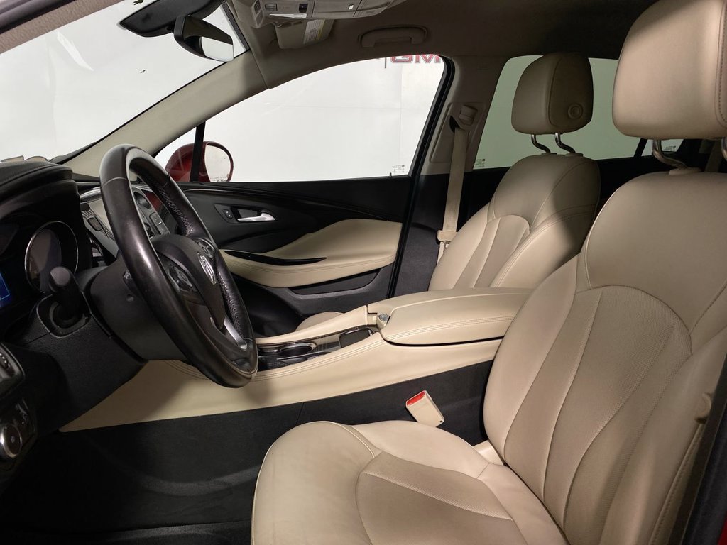 Used 2019 Buick Envision Essence FWD image 11