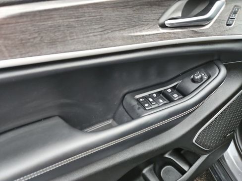 Used 2022 Jeep Grand Cherokee L Limited image 30