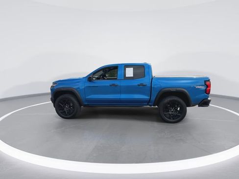 Used 2023 Chevrolet Colorado Trail Boss w/ Technology Package AWD/4WD image 7