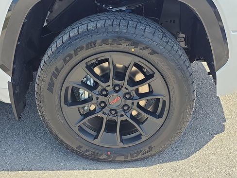 New 2026 Toyota Tundra 1794 Edition w/ TRD Off-Road Package AWD/4WD image 28