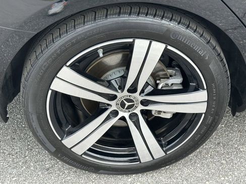 Certified 2025 Mercedes-Benz C 300 4MATIC Sedan image 20