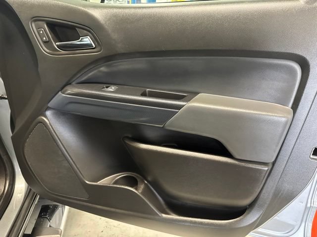 Used 2019 Chevrolet Colorado Z71 AWD/4WD image 29