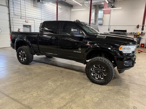 Used 2023 RAM 2500 Big Horn w/ Level B Equipment Group image 4