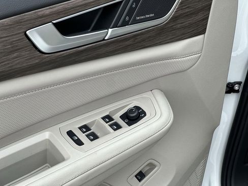 New 2026 Volkswagen Atlas SEL Premium R-Line image 13