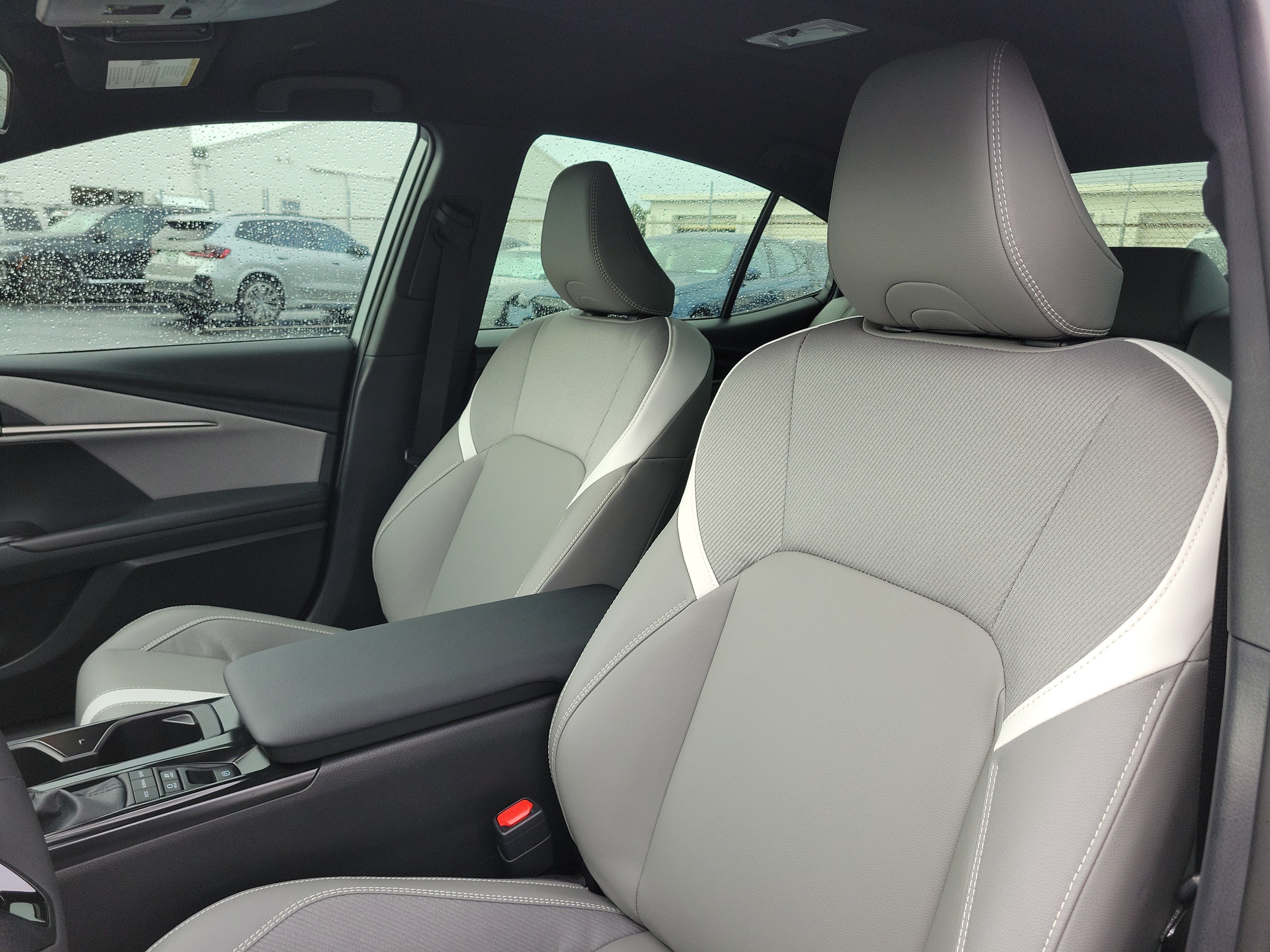 Used 2026 Toyota Camry SE FWD image 20