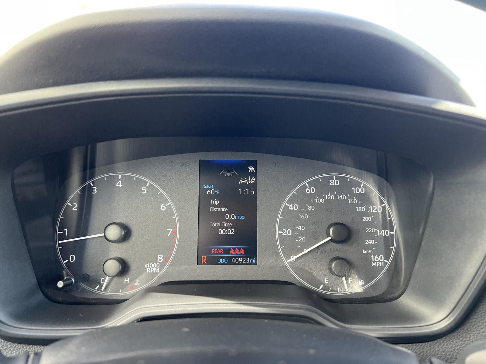Used 2025 Toyota Corolla LE FWD image 24