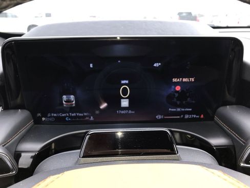 Used 2025 Lincoln Aviator Black Label AWD/4WD image 15