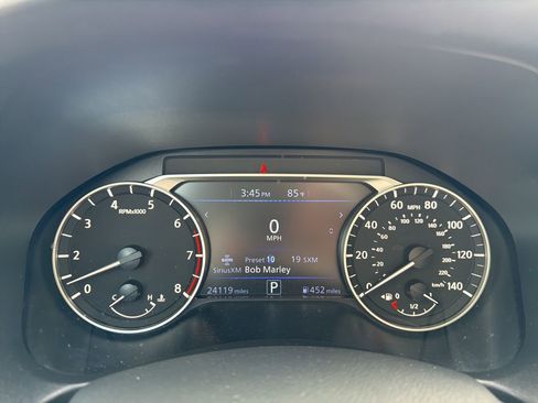 Used 2025 Nissan Altima 2.5 SV image 12