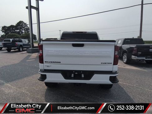Used 2023 Chevrolet Silverado 1500 Custom RWD image 8