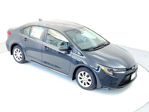 New 2026 Toyota Corolla LE image 15