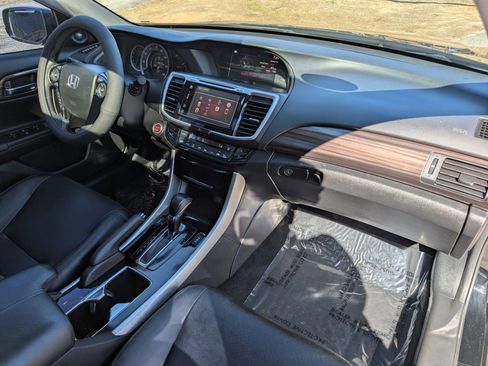 Used 2016 Honda Accord EX-L image 40