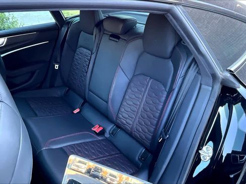 Used 2024 Audi RS 7 Performance image 18