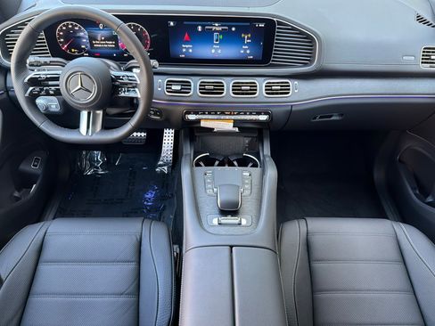 New 2026 Mercedes-Benz GLS 450 4MATIC image 12