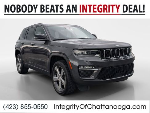 Used 2022 Jeep Grand Cherokee Limited RWD image 1