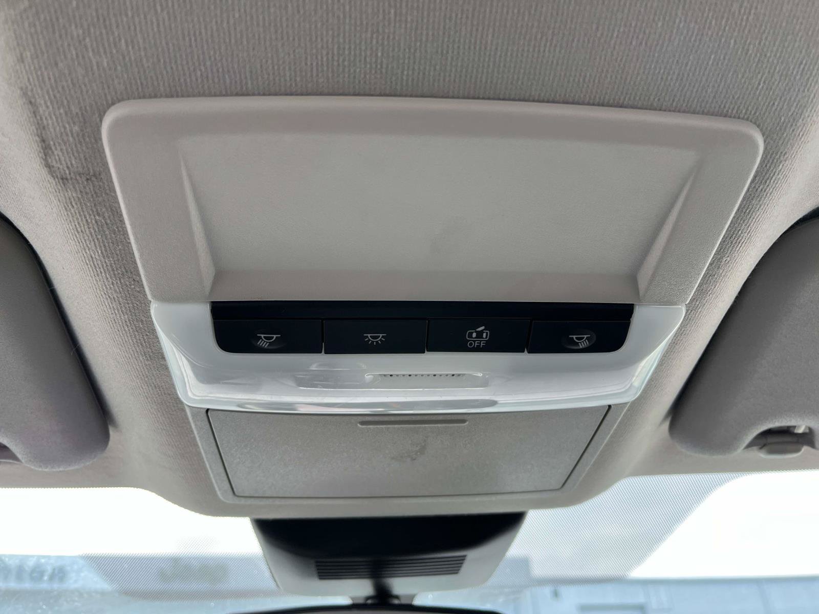 Used 2025 Nissan Sentra SR FWD image 16