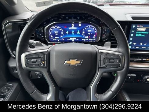 Used 2023 Chevrolet Silverado 1500 LT w/ Z71 Off-Road Package AWD/4WD image 14