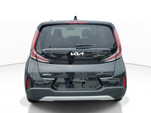 Certified 2025 Kia Soul LX w/ LX Technology Package FWD image 5