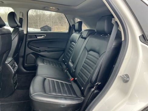 Used 2022 Ford Edge SEL w/ Convenience Package AWD/4WD image 17