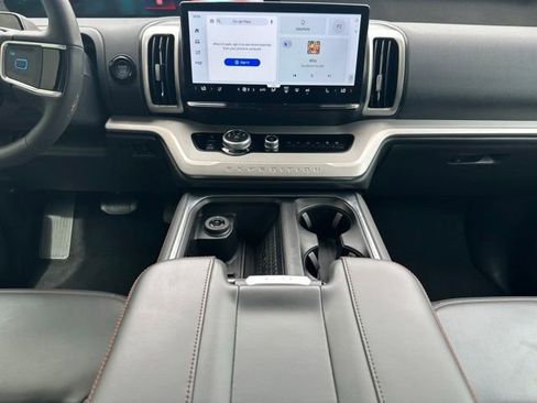 Certified 2025 Ford Expedition Active RWD image 14