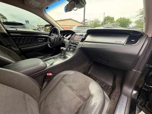 Used 2012 Ford Taurus SHO AWD/4WD image 19
