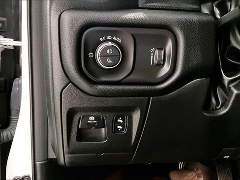 Used 2022 RAM 1500 Big Horn image 39