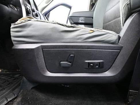 Used 2015 RAM 1500 Big Horn AWD/4WD image 22