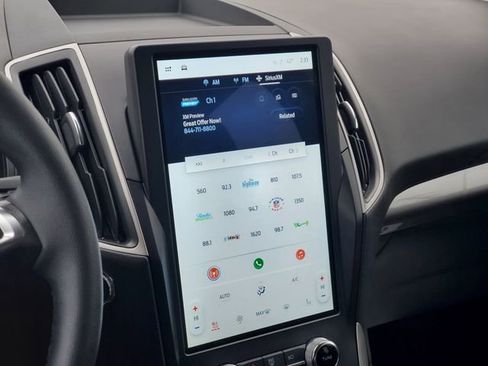 Used 2024 Ford Edge SEL w/ Convenience Package image 19