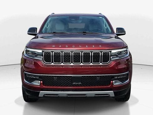 Used 2024 Jeep Wagoneer Series II w/ Flexible Seating Group RWD image 12