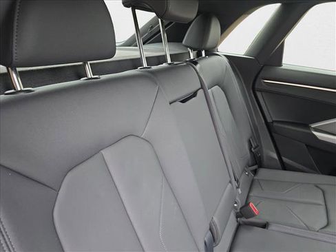 Used 2024 Audi Q3 2.0T Premium Plus w/ Premium Plus Package image 20