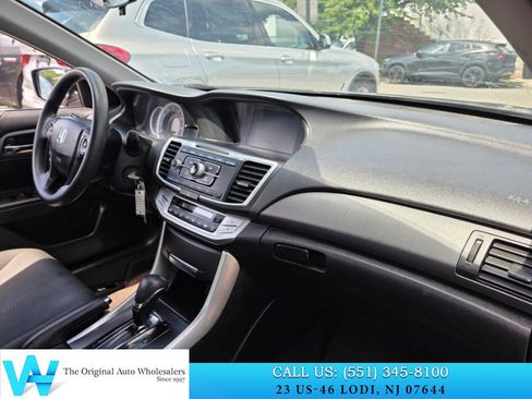 Used 2015 Honda Accord LX image 15