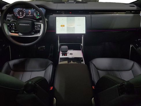 New 2025 Land Rover Range Rover SE image 26