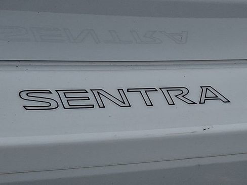 Used 2024 Nissan Sentra S FWD image 30
