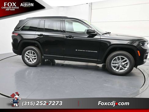 New 2025 Jeep Grand Cherokee Laredo X image 13