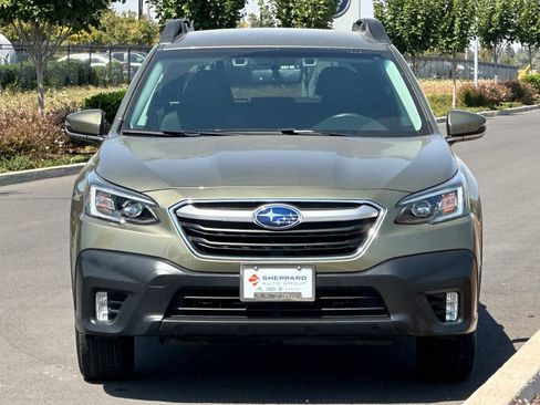 Used 2022 Subaru Outback Premium AWD/4WD image 8