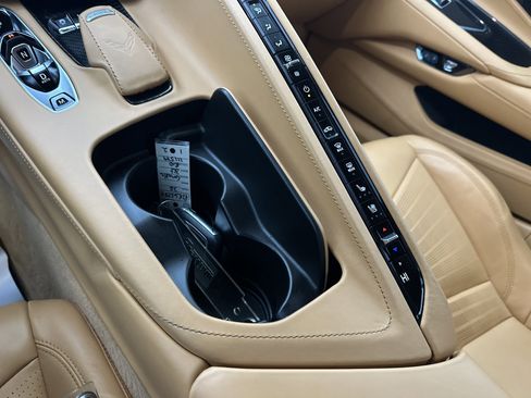 Used 2023 Chevrolet Corvette Stingray Premium Conv w/ Z51 Performance Package image 23