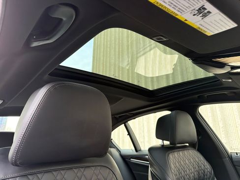 Used 2023 BMW M550i xDrive M550i xDrive w/ Executive Package image 12