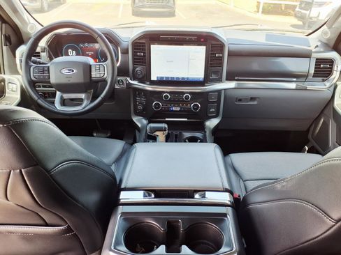 Used 2022 Ford F150 Lariat w/ Equipment Group 502A High image 16