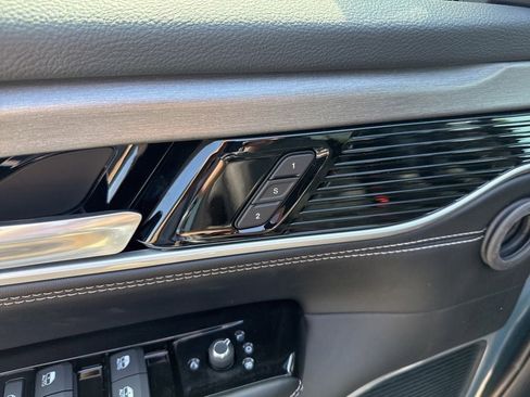 New 2026 Jeep Grand Wagoneer 4WD image 21