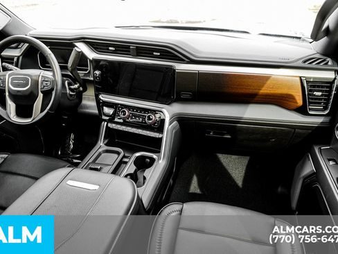 Used 2024 GMC Sierra 2500 Denali w/ Denali Reserve Package image 25
