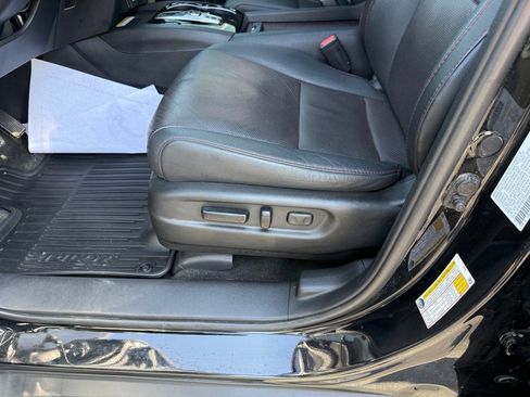 Used 2022 Honda Pilot Black Edition image 29