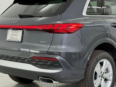 New 2025 Audi Q5 Premium image 12