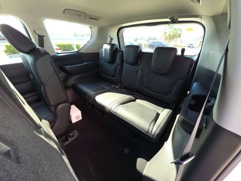 Used 2026 Nissan Armada SV AWD/4WD image 26
