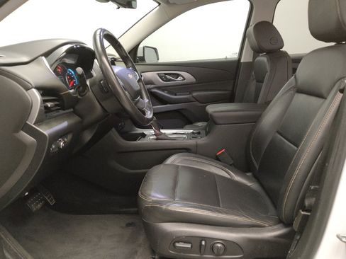 Used 2019 Chevrolet Traverse RS FWD image 17
